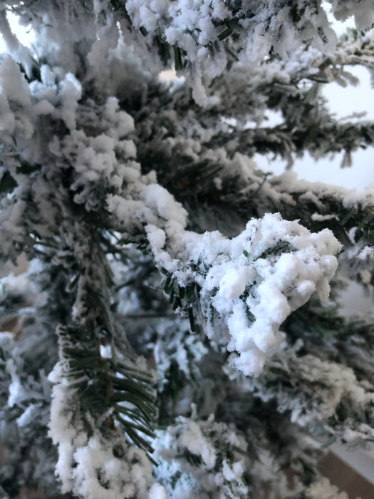 Albero di Natale Innevato Floccato 210cm 750 Rami PVC con Neve apertura ombrello